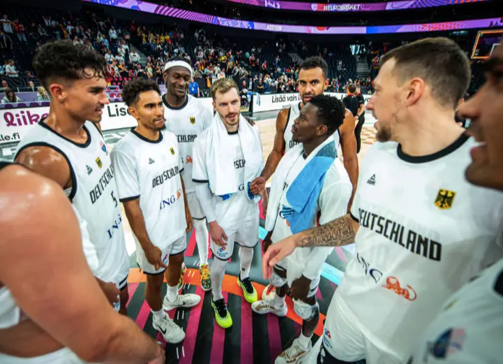 场均可以轰, 力全开, 年世界杯小 场均可以轰, 力全开, 年世界杯小