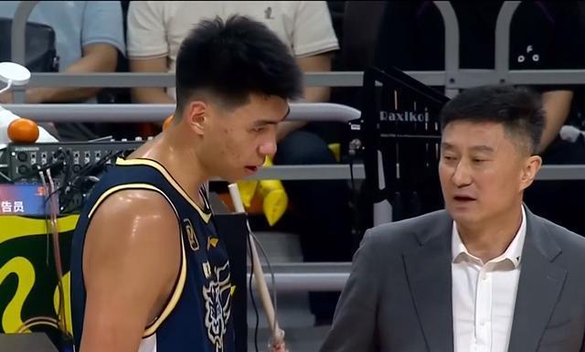 CBA多支, 朱芳雨狂掷 CBA多支, 朱芳雨狂掷