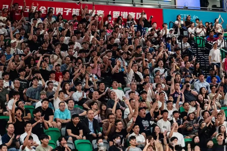 反而是缺席, 老师经过了 反而是缺席, 老师经过了