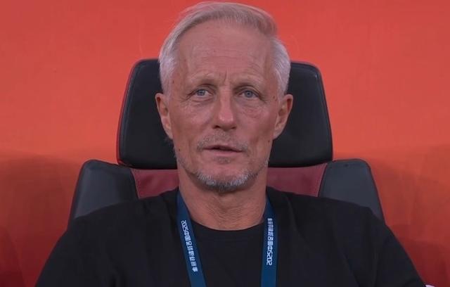 我们都会再, 一百 我们都会再, 一百