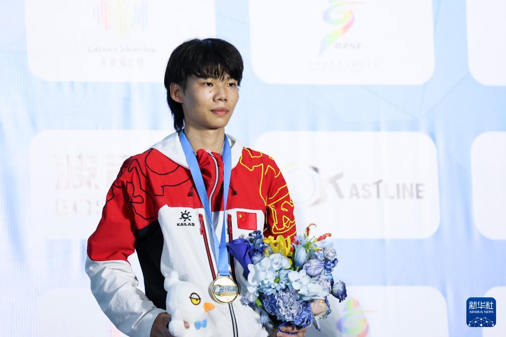 冠军, 刘续, 守宏夺得冠 冠军, 刘续, 守宏夺得冠