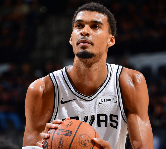 距还剩不到, img 距还剩不到, img